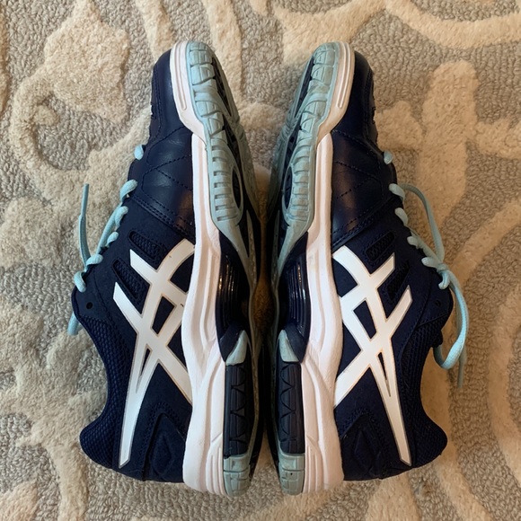 ASICS Woman’s sz 7 - Picture 4 of 8